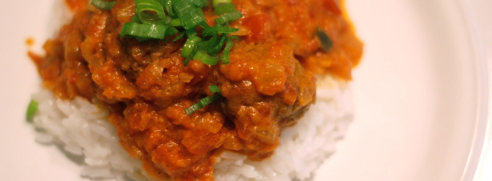 Spicy Curry Ro*Tel Sauce with Turkey Meatballs over Jasmine Rice – $1.29